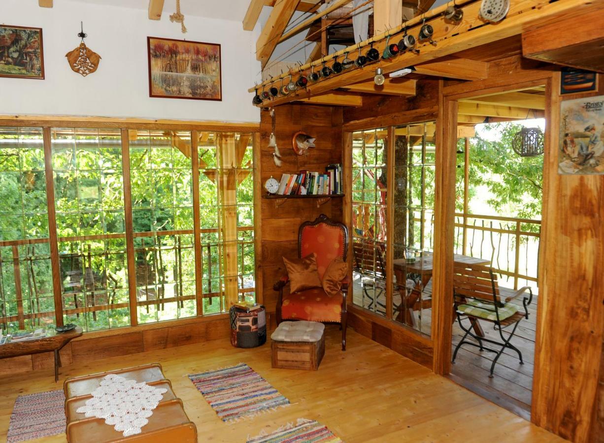 Treehouse Resnice -Mreznica Barilovic Exterior photo