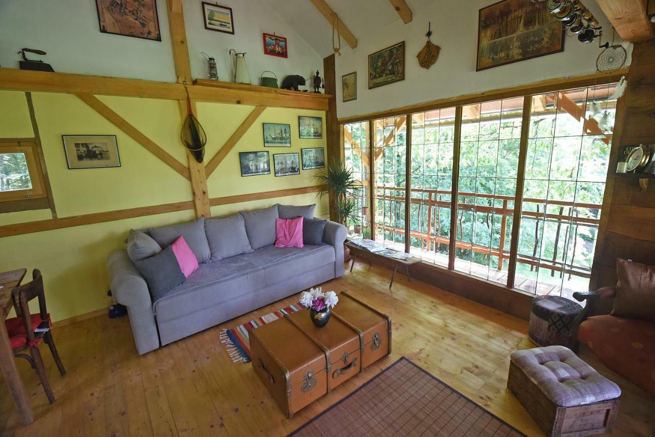 Treehouse Resnice -Mreznica Barilovic Exterior photo