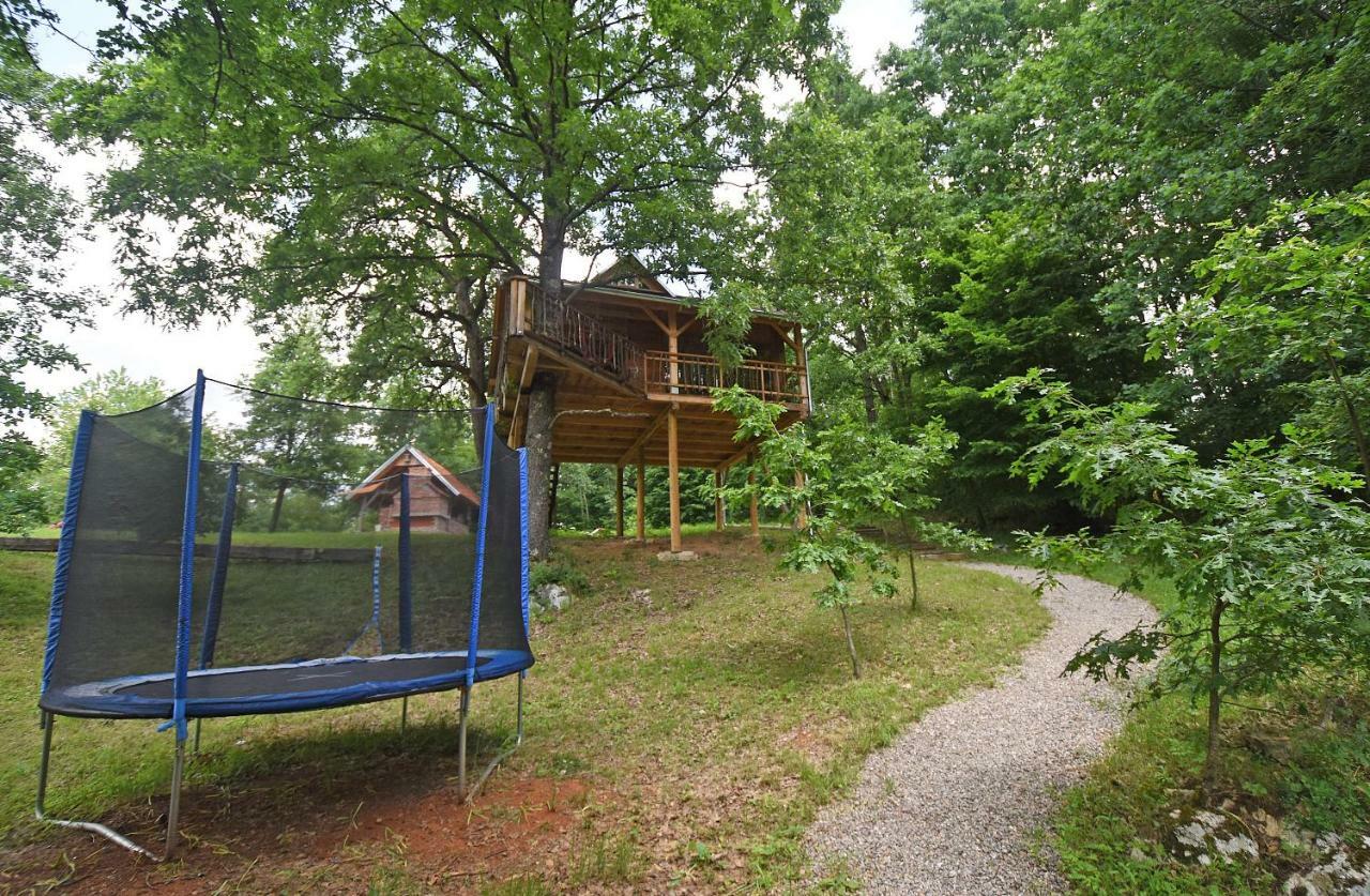 Treehouse Resnice -Mreznica Barilovic Exterior photo